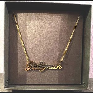 PRETTYMUCH gold chain necklace